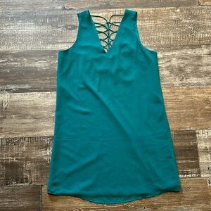 Lily Rain sleeveless dress size M